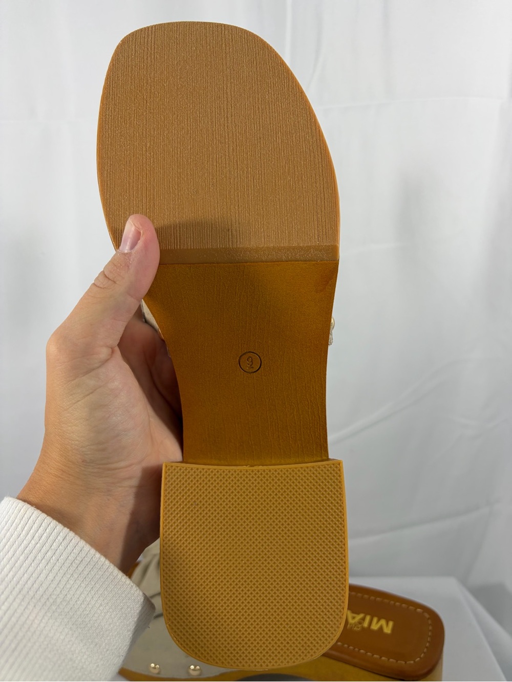 NWT MIA Women’s Size 9 Beige Bow Platform Slide Heels - Picture 7 of 9